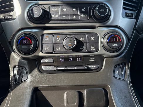 Used 2018 Chevrolet Tahoe LT w/ Off-Road Package AWD/4WD image 34