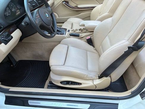Used 2004 BMW 325Ci Convertible RWD image 23