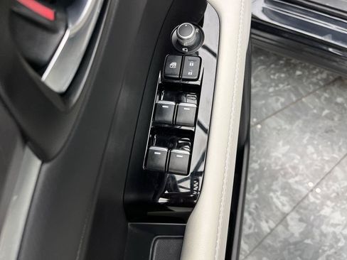 Certified 2025 MAZDA CX-5 AWD 2.5 S w/ Premium Plus Pkg image 9