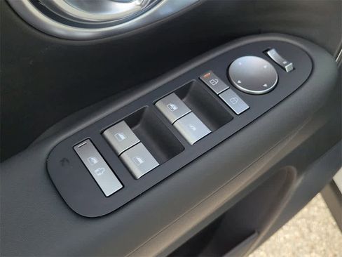 New 2026 Hyundai Ioniq 9 SE image 19