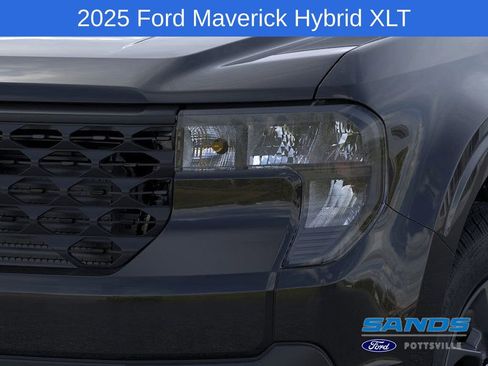 New 2025 Ford Maverick XLT w/ Equipment Group 301A image 19