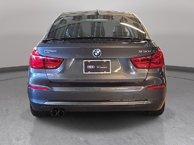 Used 2018 BMW 330i Gran Turismo xDrive AWD/4WD image 7