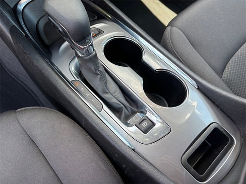 Certified 2024 Chevrolet Malibu LT image 19