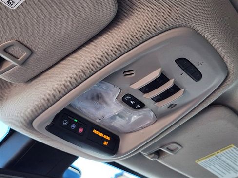 Used 2023 Buick Encore GX Essence w/ Experience Buick Package image 27