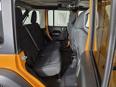 Used 2021 Jeep Wrangler Unlimited Sport image 18