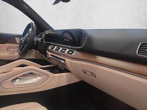 Certified 2025 Mercedes-Benz GLE 350 4MATIC image 19