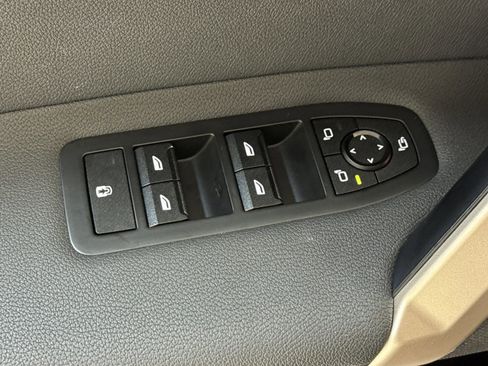 Certified 2023 BMW iX xDrive50 w/ Convenience Package AWD/4WD image 13