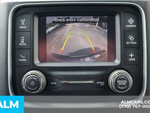 Used 2024 RAM 1500 Classic SLT AWD/4WD image 33