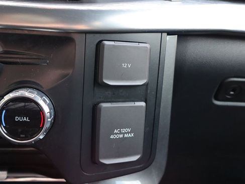 Used 2023 Ford F150 Lariat w/ Equipment Group 502A High image 31