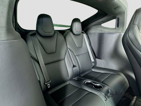 Used 2026 Tesla Model X image 34