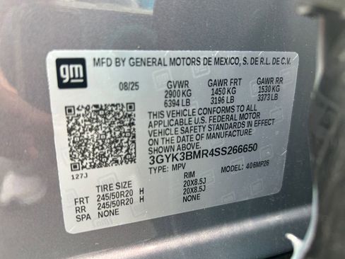 Used 2025 Cadillac Optiq Luxury 1 AWD/4WD image 39