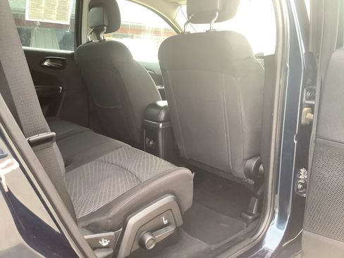 Used 2014 Dodge Journey American Value Package w/ Flexible Seating Group FWD image 16