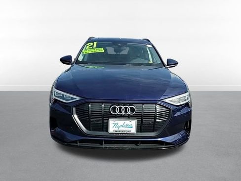 Used 2021 Audi e-tron Premium w/ Convenience Plus Package image 2