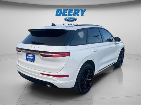 Used 2023 Lincoln Corsair Reserve w/ Jet Appearance Package image 7