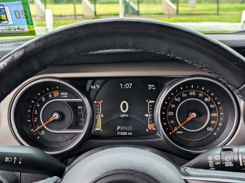 Used 2018 Jeep Wrangler Unlimited Sport S AWD/4WD image 27