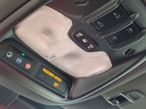 Used 2023 Chevrolet TrailBlazer RS w/ Sun and Liftgate Package image 25