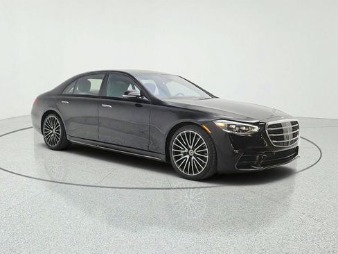 Certified 2023 Mercedes-Benz S 580 4MATIC Sedan image 3