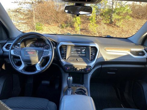 Used 2019 GMC Acadia SLE image 19