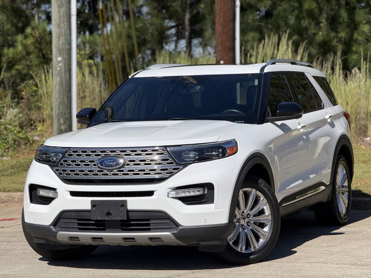 Used 2020 Ford Explorer Limited AWD/4WD image 1