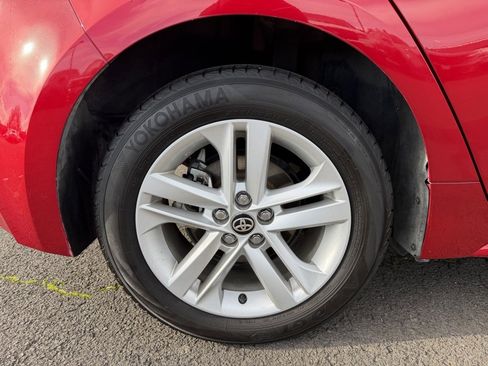 Used 2022 Toyota Corolla SE image 9