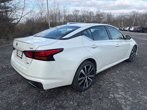 Used 2022 Nissan Altima 2.5 SR image 9