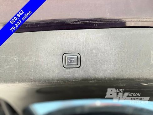 Used 2021 Chevrolet Traverse LT FWD image 29