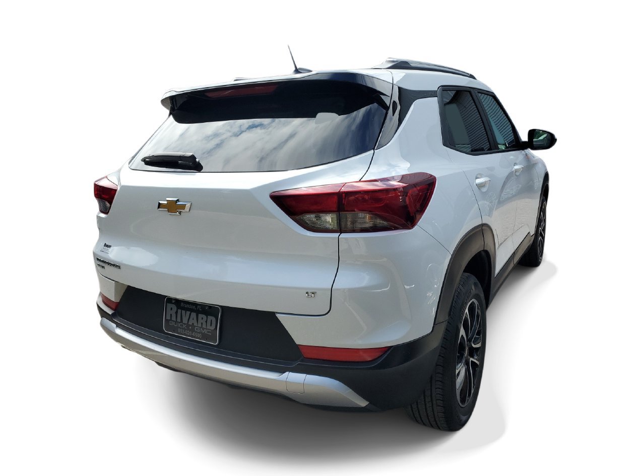 Used 2025 Chevrolet TrailBlazer LT AWD/4WD image 4