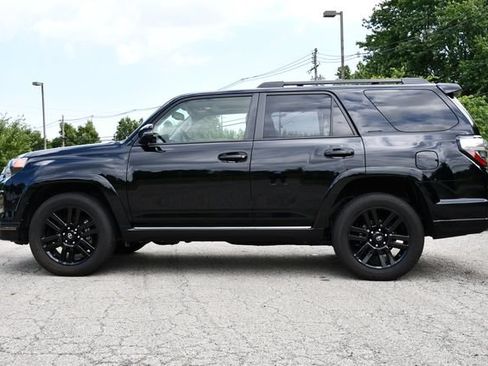 Used 2019 Toyota 4Runner Limited AWD/4WD image 4