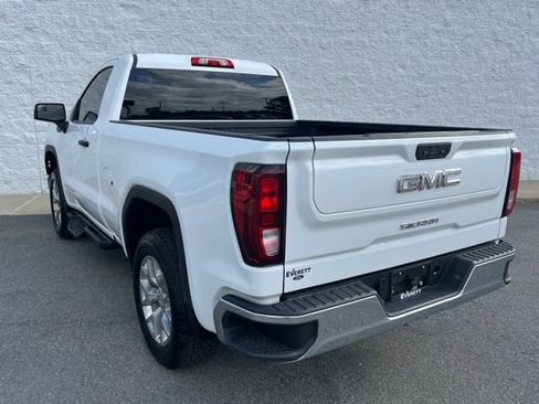 Used 2024 GMC Sierra 1500 Pro w/ Convenience Package image 5