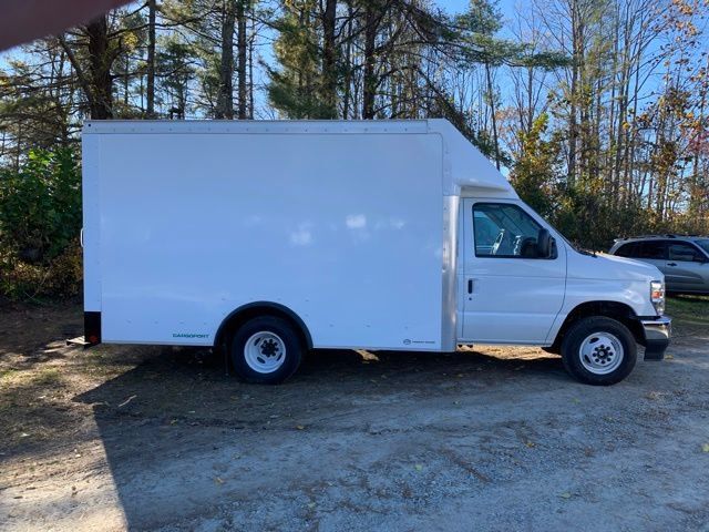 New 2026 Ford E-350 and Econoline 350 Super Duty w/ Power Equipment Group RWD image 5