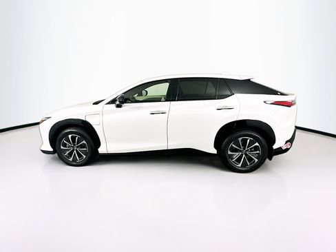 Used 2023 Lexus RZ 450e Premium w/ Technology Package AWD/4WD image 4