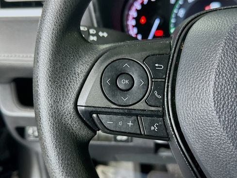 Used 2023 Toyota RAV4 XLE w/ Convenience Package FWD image 16