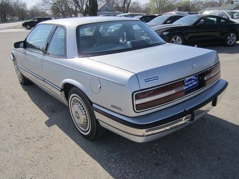 Used 1993 Buick Regal Limited image 6