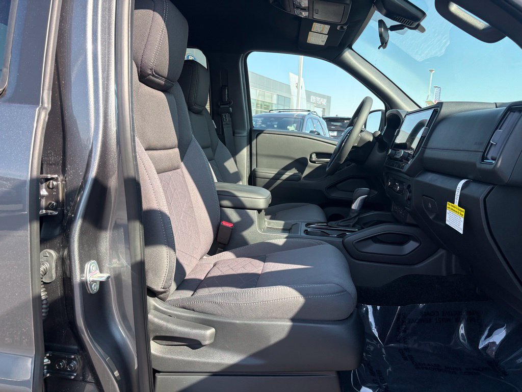 New 2027 Nissan Frontier SV w/ SV Convenience Package RWD image 17