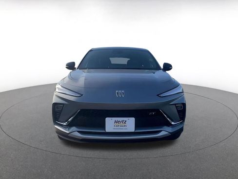 Used 2025 Buick Envista Sport Touring image 4