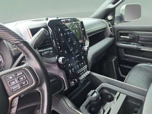 Used 2021 RAM 2500 Limited AWD/4WD image 18