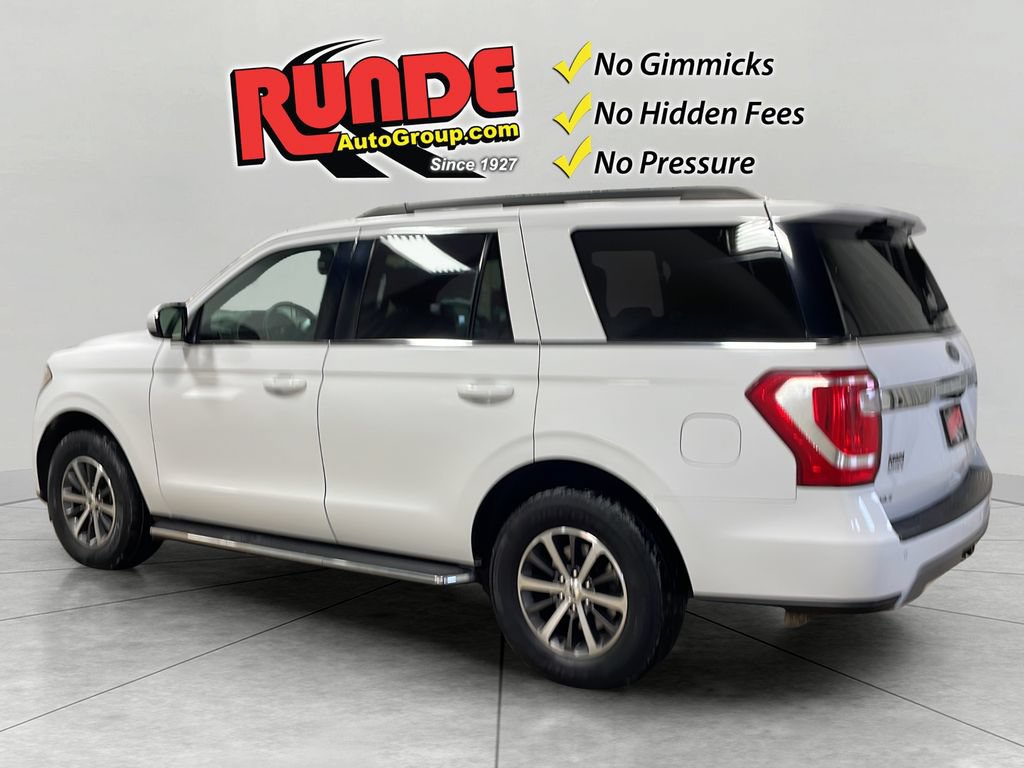 Used 2019 Ford Expedition XLT w/ Equipment Group 202A AWD/4WD image 3