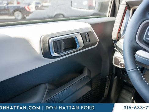 New 2026 Ford Bronco Outer Banks w/ Sasquatch Package AWD/4WD image 15
