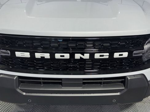 New 2026 Ford Bronco Sport Outer Banks w/ Outer Banks Tech Package+ AWD/4WD image 12