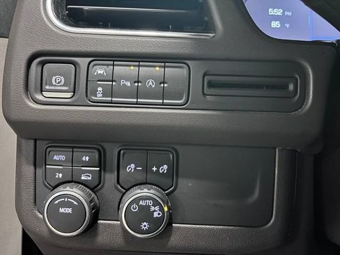 Used 2023 Chevrolet Tahoe LT AWD/4WD image 27