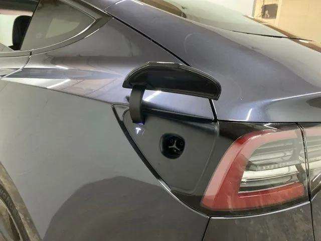 Used 2023 Tesla Model 3 Standard Range RWD image 99