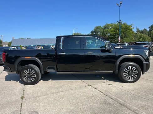 Used 2025 GMC Sierra 2500 Denali Ultimate AWD/4WD image 4