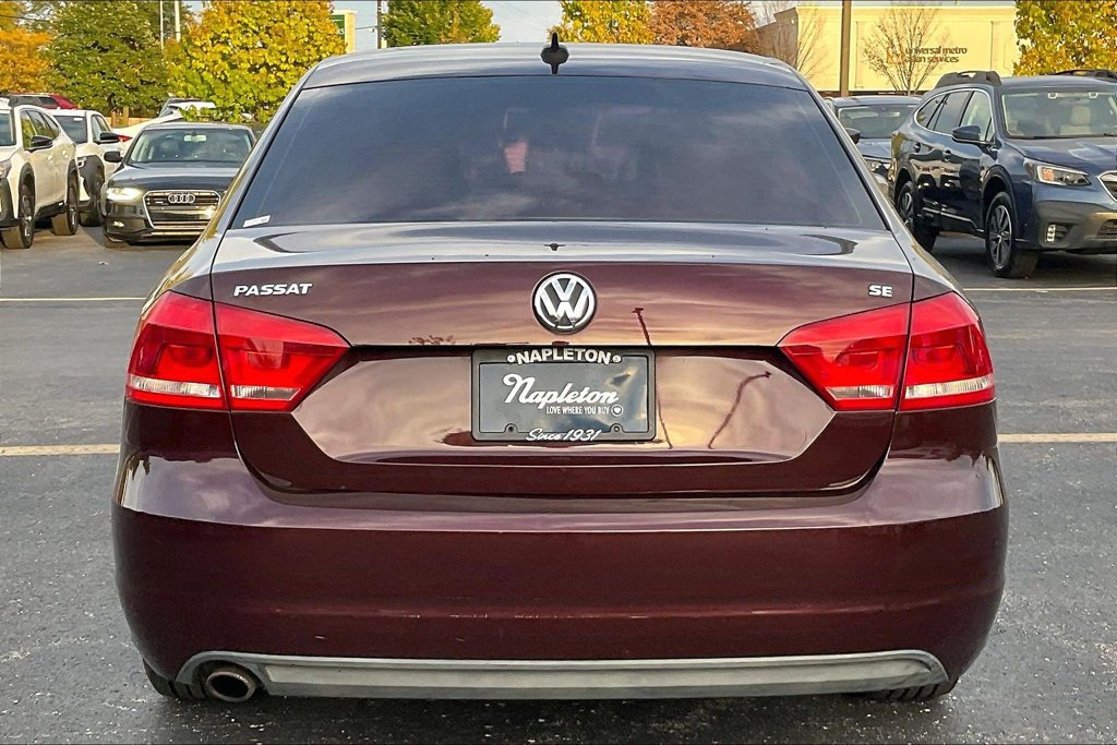 Used 2013 Volkswagen Passat 2.5 SE FWD image 3