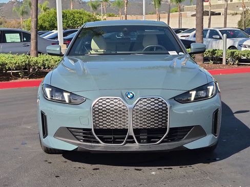 Certified 2025 BMW i4 eDrive40 RWD image 3