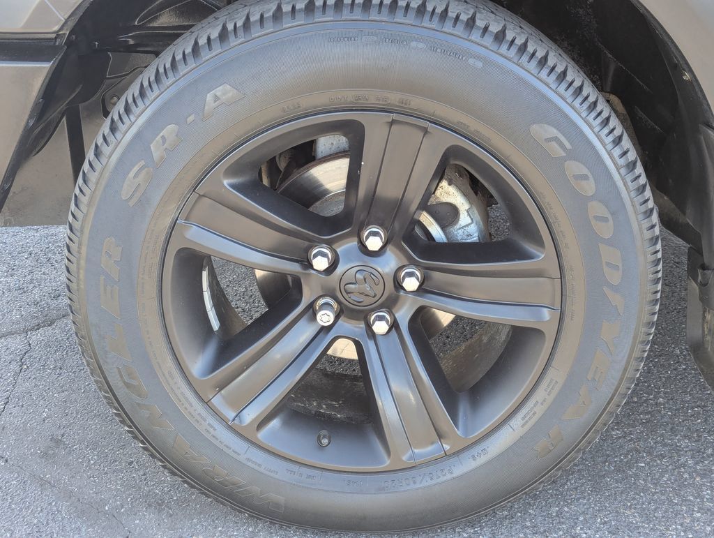 Used 2022 RAM 1500 Warlock AWD/4WD image 13