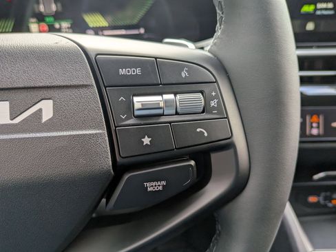New 2026 Kia Sportage S AWD/4WD image 18