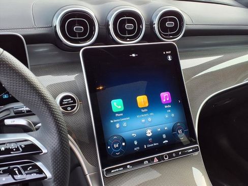 Used 2025 Mercedes-Benz GLC 43 AMG 4MATIC image 5