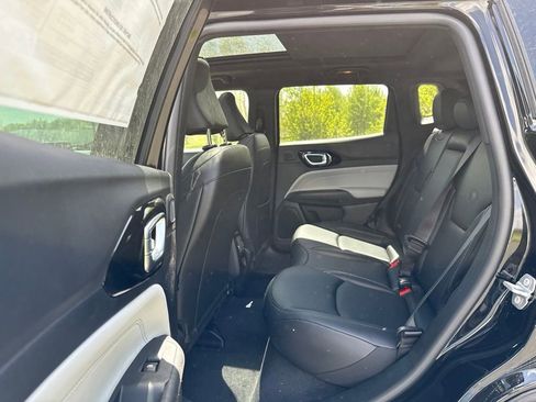 New 2026 Jeep Compass Limited AWD/4WD image 21