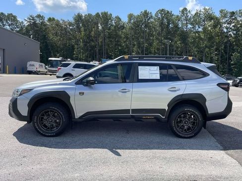 Used 2022 Subaru Outback Wilderness AWD/4WD image 28