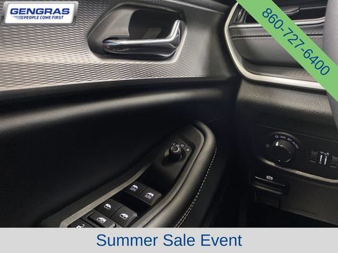 Used 2024 Jeep Grand Cherokee Altitude AWD/4WD image 24